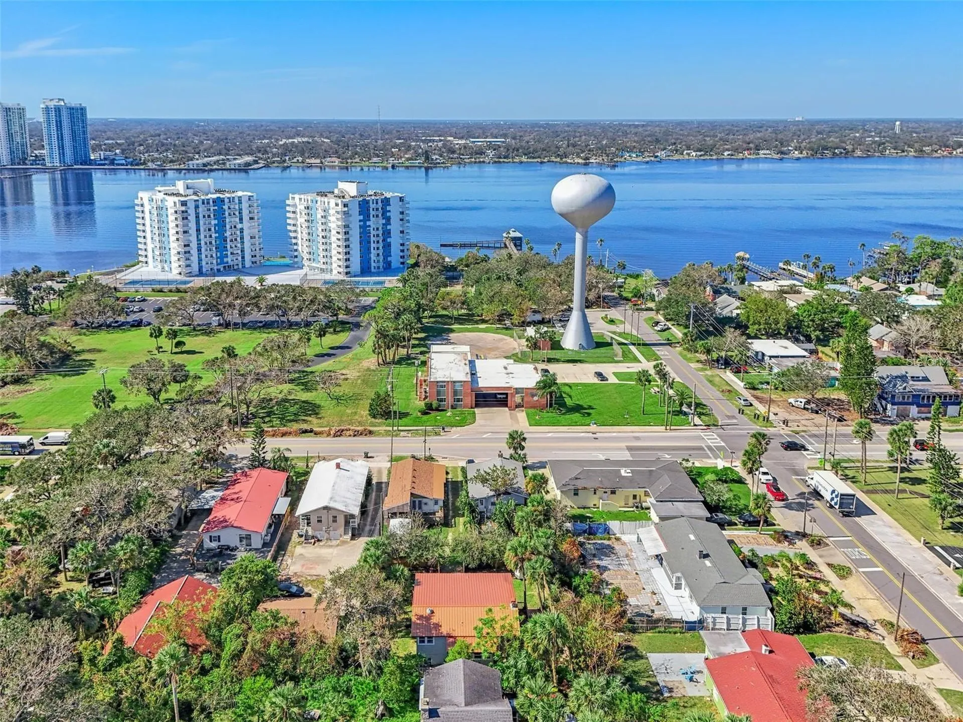 934 N Halifax Avenue Daytona Beach FL 32118
