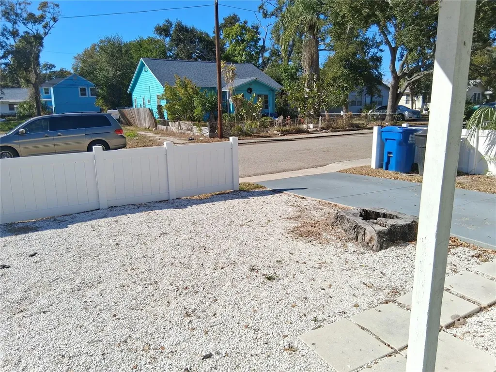 2020 13th Street S St Petersburg FL 33705