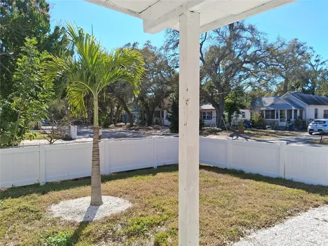 2020 13th Street S St Petersburg FL 33705