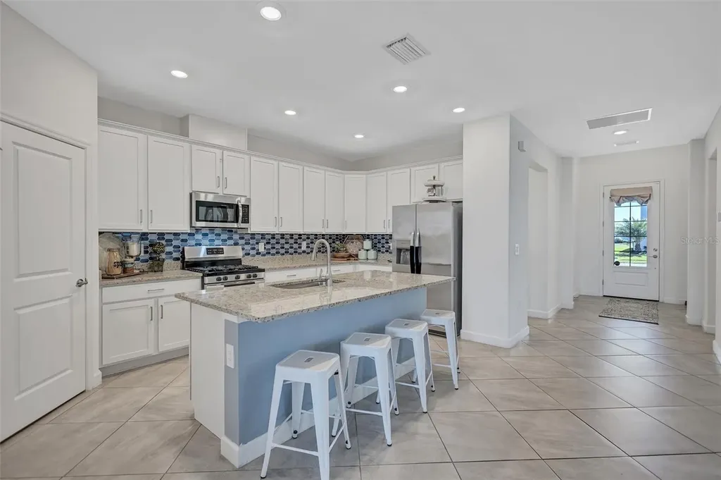 15531 Islandwalk Avenue Lakewood Ranch FL 34211