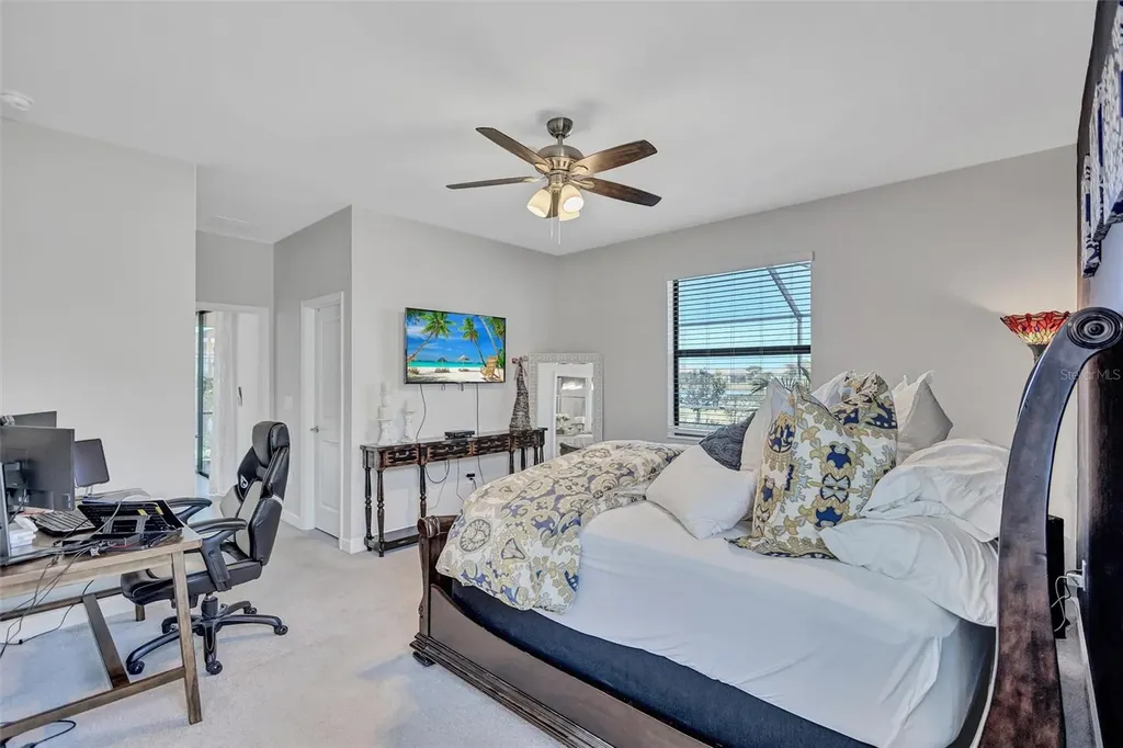 15531 Islandwalk Avenue Lakewood Ranch FL 34211