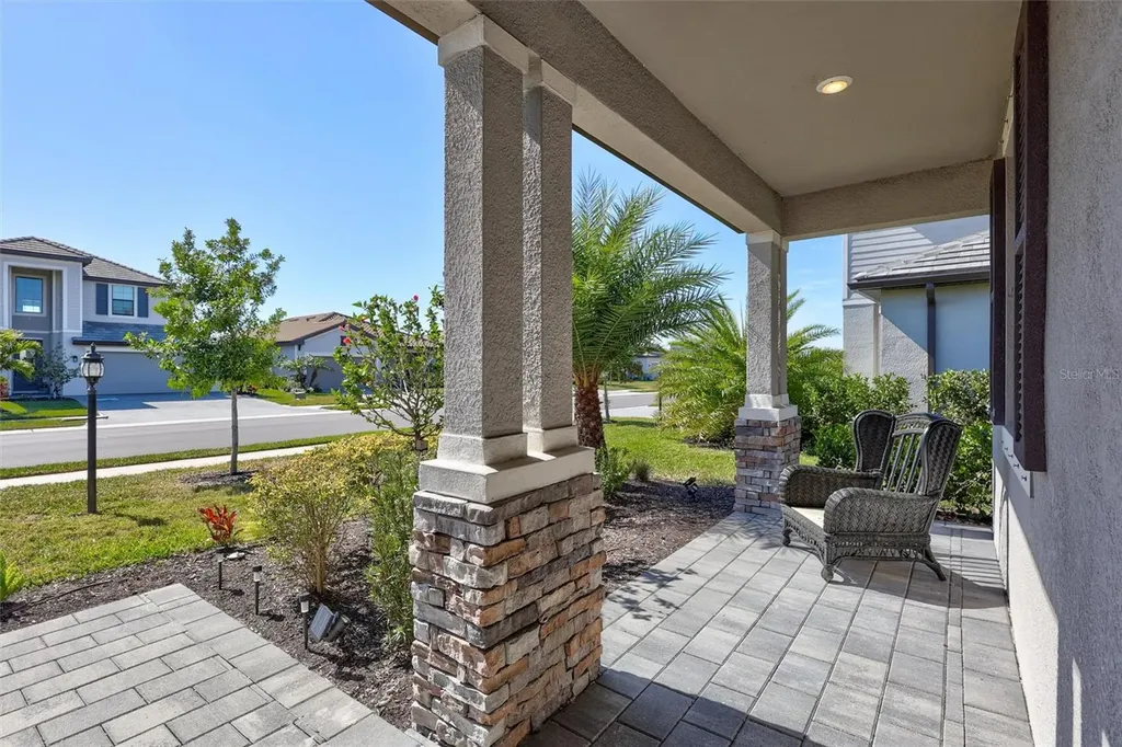 15531 Islandwalk Avenue Lakewood Ranch FL 34211