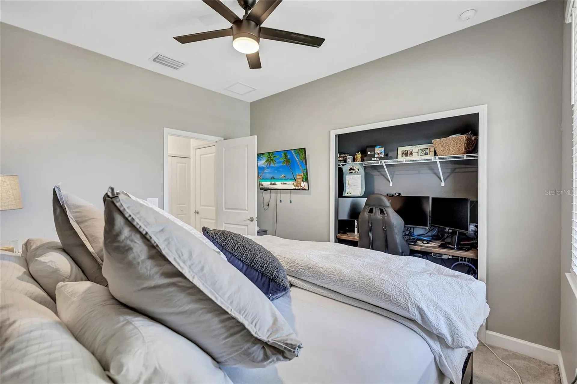 15531 Islandwalk Avenue Lakewood Ranch FL 34211