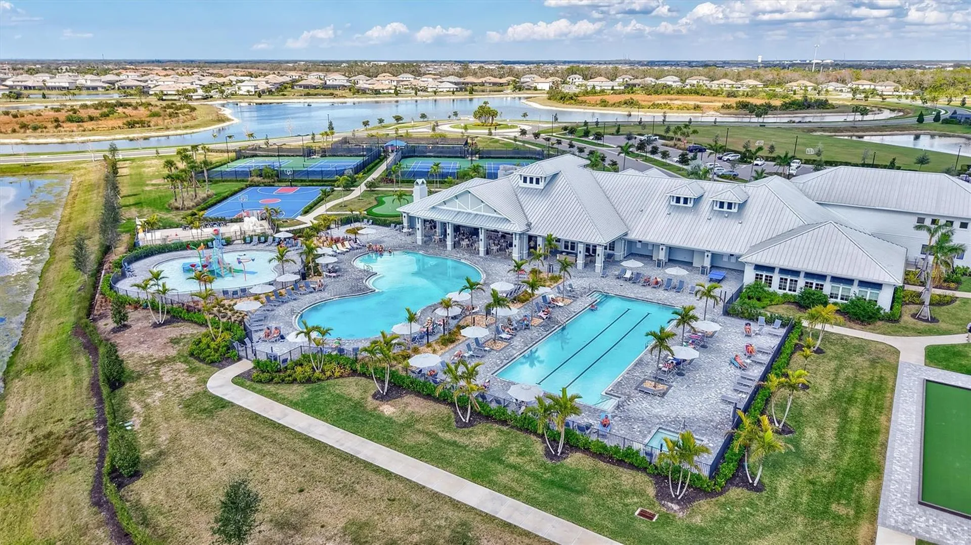 15531 Islandwalk Avenue Lakewood Ranch FL 34211