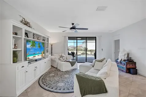 15531 Islandwalk Avenue Lakewood Ranch FL 34211