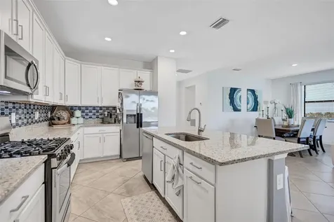 15531 Islandwalk Avenue Lakewood Ranch FL 34211