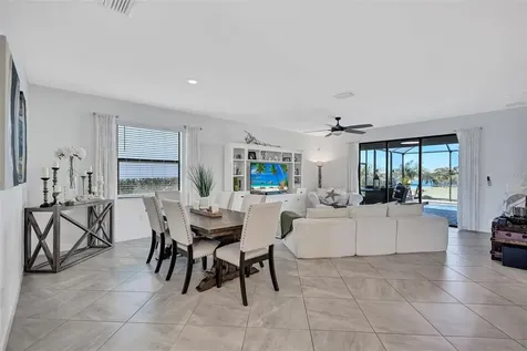 15531 Islandwalk Avenue Lakewood Ranch FL 34211