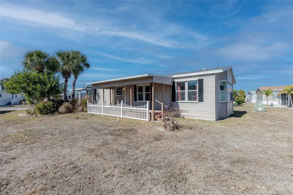 2100 Kings Highway Lane Port Charlotte FL 33980