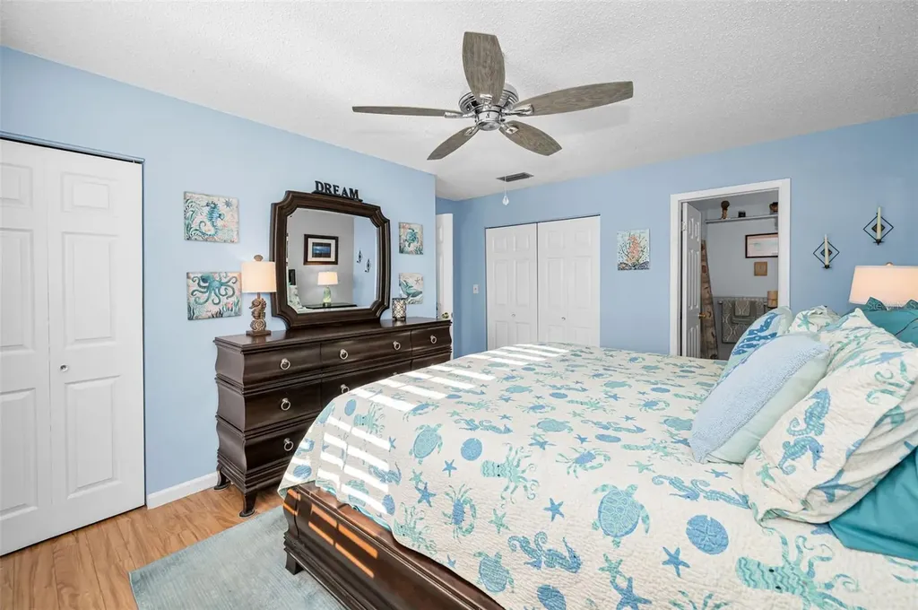 3958 37th Street S St Petersburg FL 33711