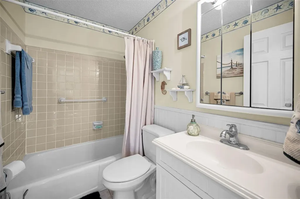 3958 37th Street S St Petersburg FL 33711