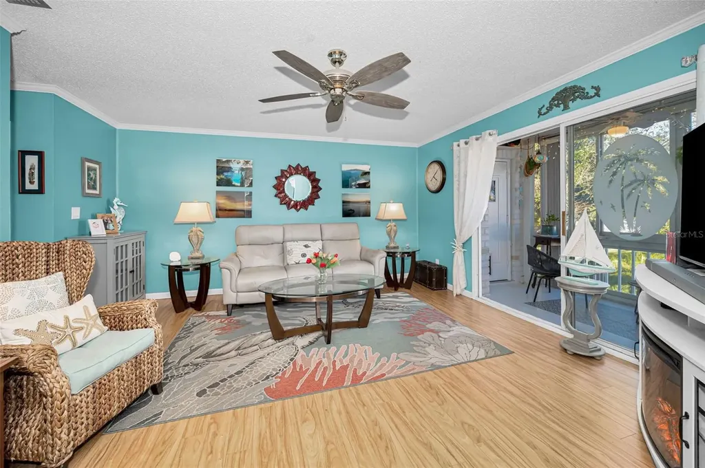 3958 37th Street S St Petersburg FL 33711