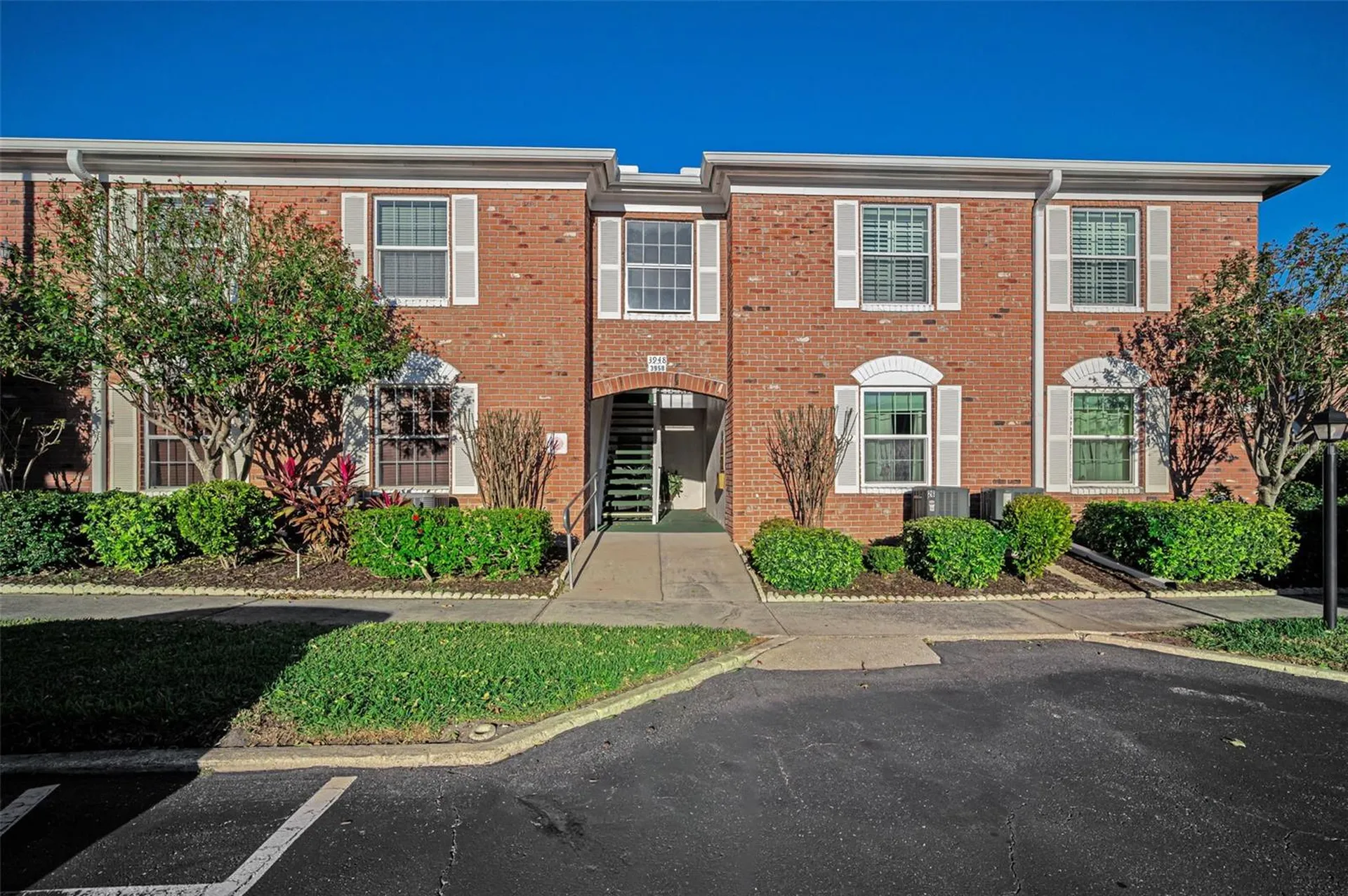 3958 37th Street S St Petersburg FL 33711