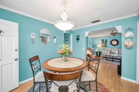 3958 37th Street S St Petersburg FL 33711