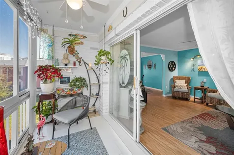 3958 37th Street S St Petersburg FL 33711