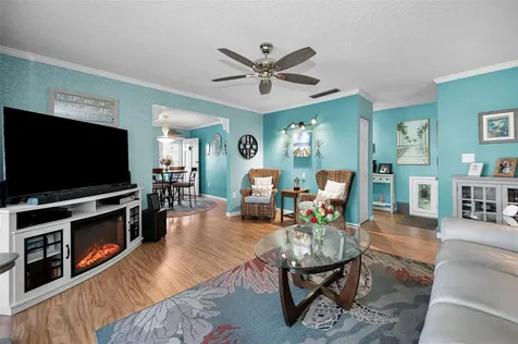 3958 37th Street S St Petersburg FL 33711