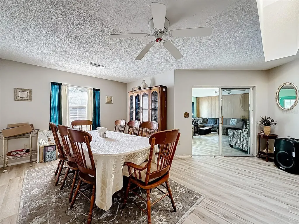 8341 43rd Way N Pinellas Park FL 33781
