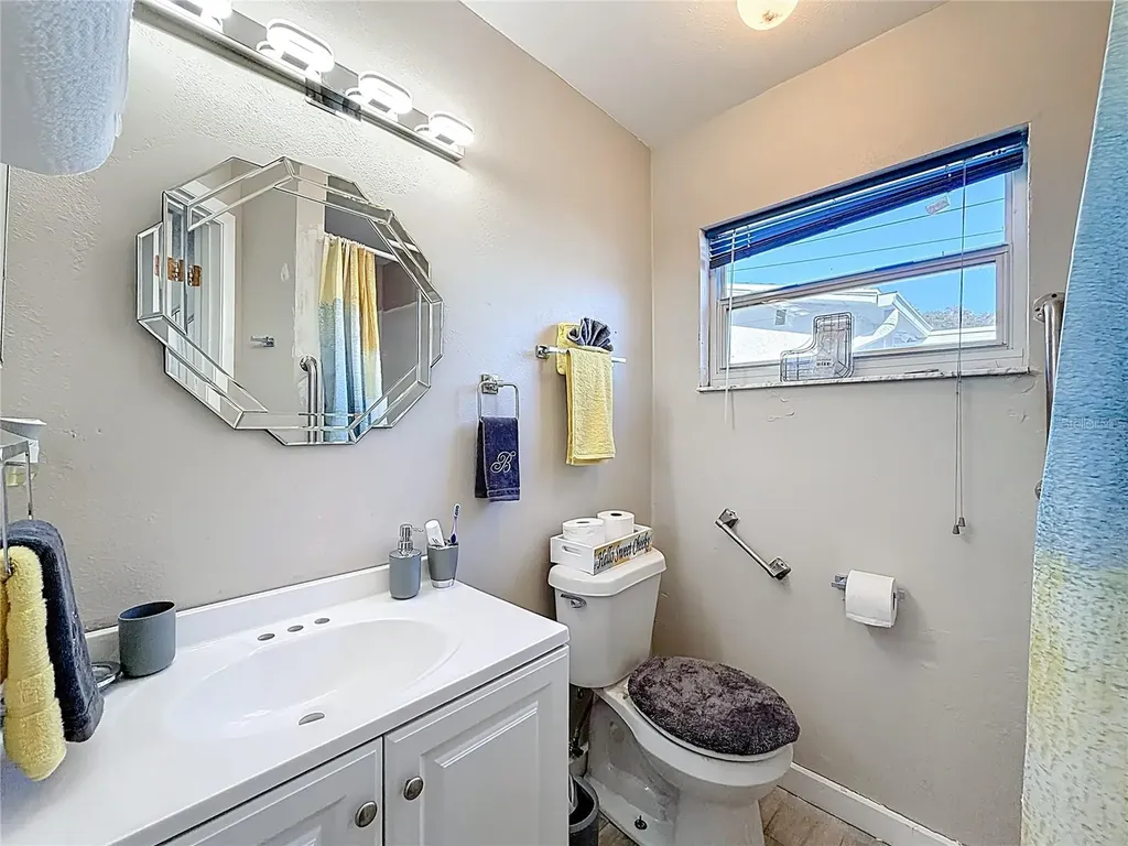 8341 43rd Way N Pinellas Park FL 33781
