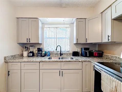 8341 43rd Way N Pinellas Park FL 33781