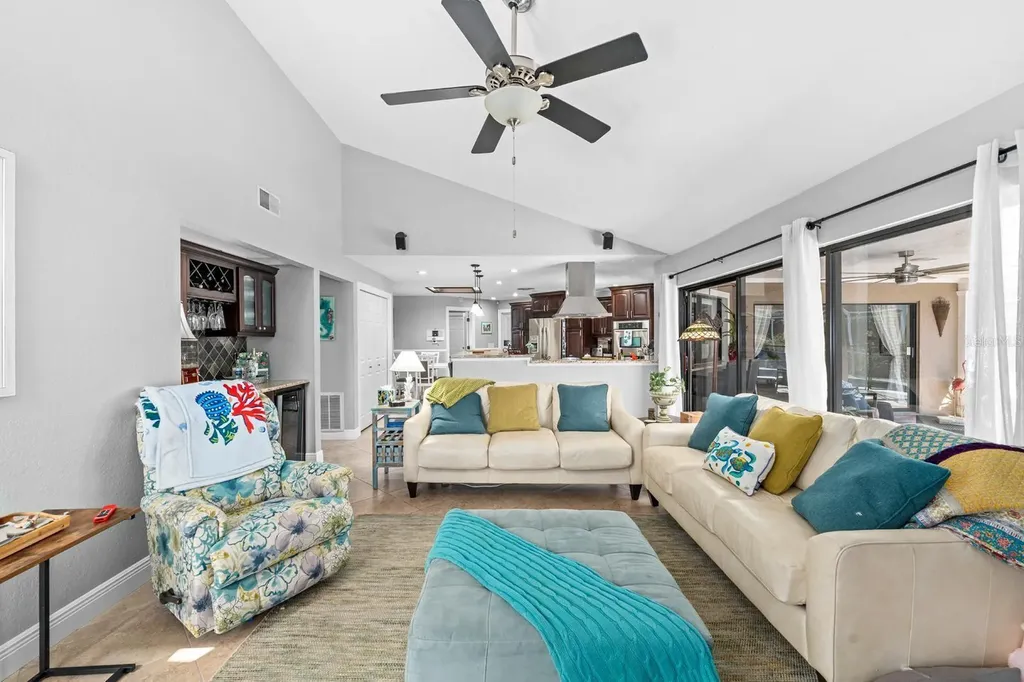1812 Pine Hill Drive Safety Harbor FL 34695