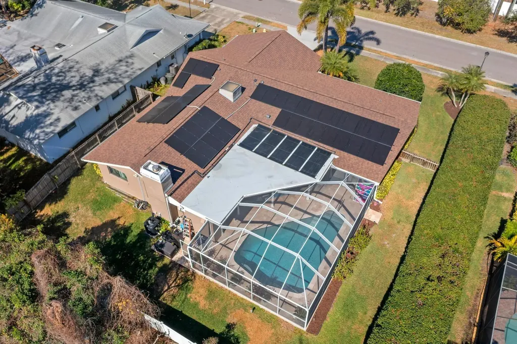 1812 Pine Hill Drive Safety Harbor FL 34695