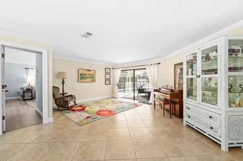 1812 Pine Hill Drive Safety Harbor FL 34695