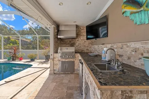 1812 Pine Hill Drive Safety Harbor FL 34695