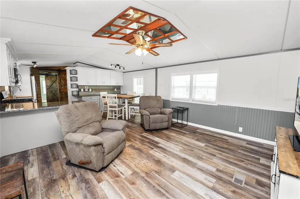5121 Shore Line Drive Polk City FL 33868