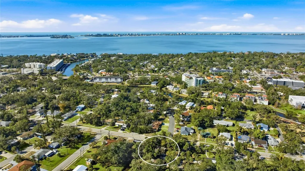 2336 Cocoanut Avenue Sarasota FL 34234