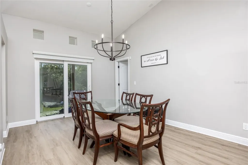9693 58th Street N Pinellas Park FL 33782