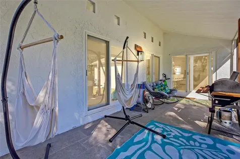 9693 58th Street N Pinellas Park FL 33782