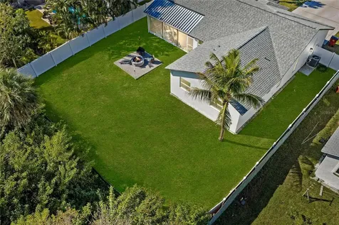 9693 58th Street N Pinellas Park FL 33782