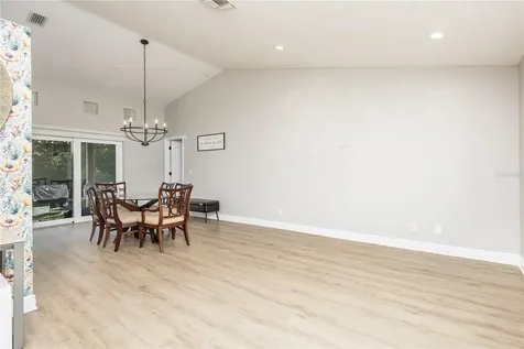 9693 58th Street N Pinellas Park FL 33782