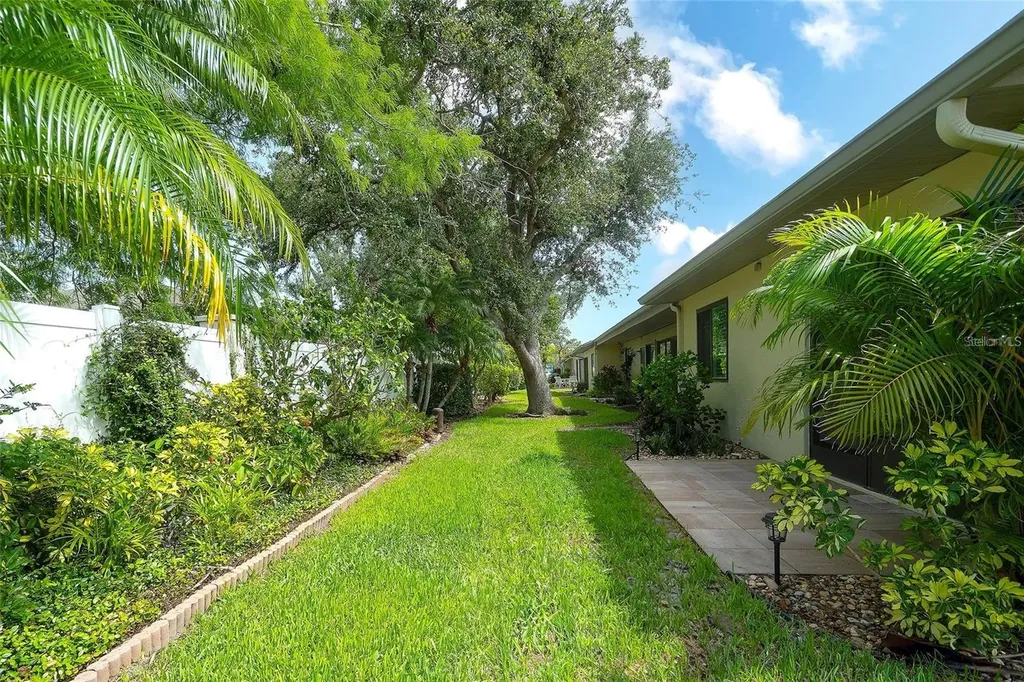 6024 28th Street W Bradenton FL 34207