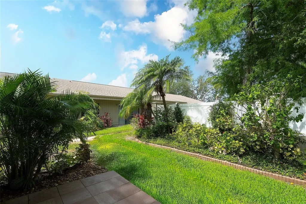 6024 28th Street W Bradenton FL 34207