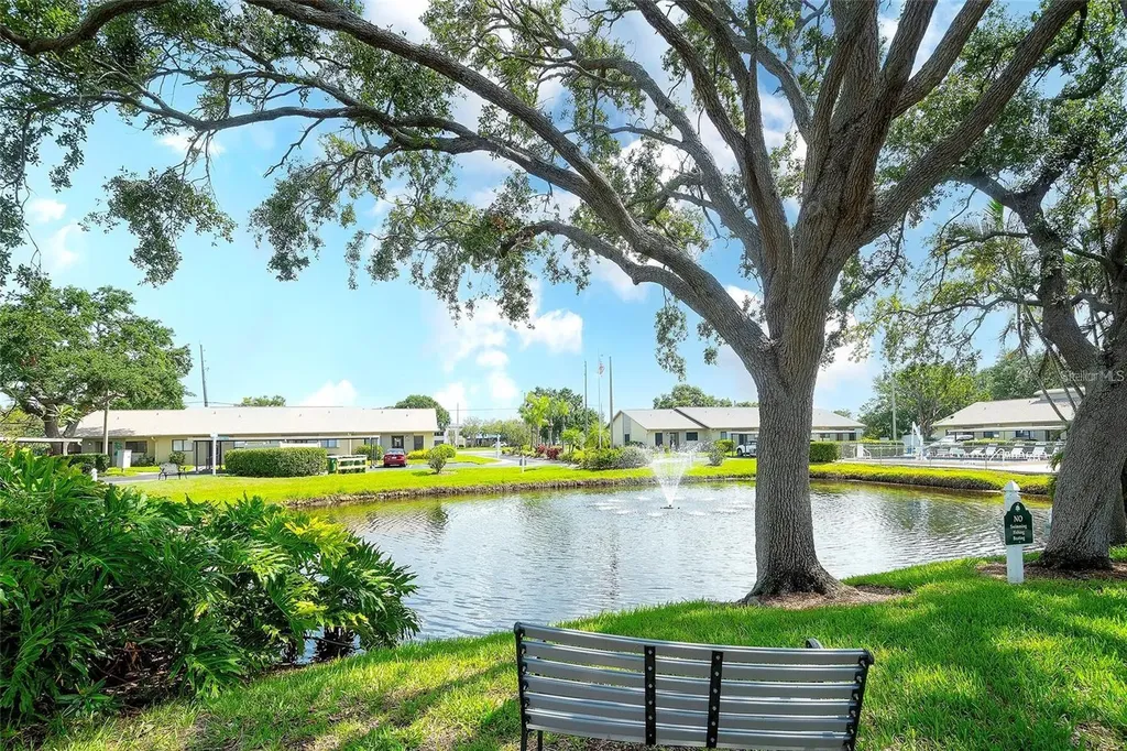 6024 28th Street W Bradenton FL 34207