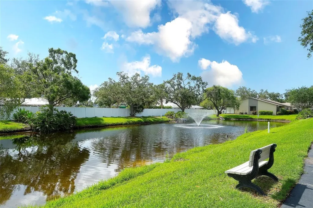 6024 28th Street W Bradenton FL 34207