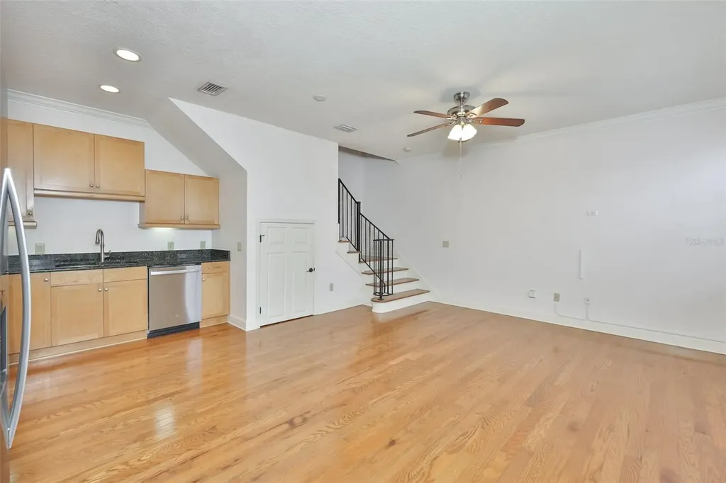 107 S Packwood Avenue Tampa FL 33606