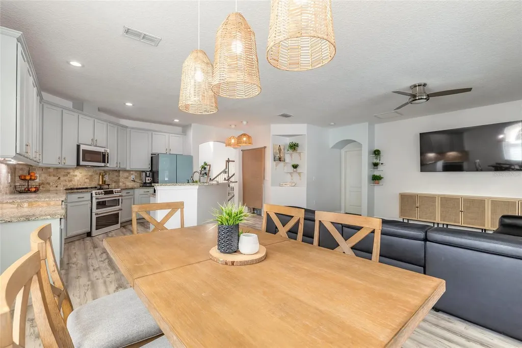 1215 Cap Diville Avenue Port Orange FL 32129