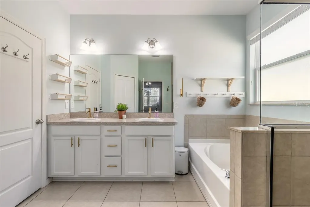 1215 Cap Diville Avenue Port Orange FL 32129