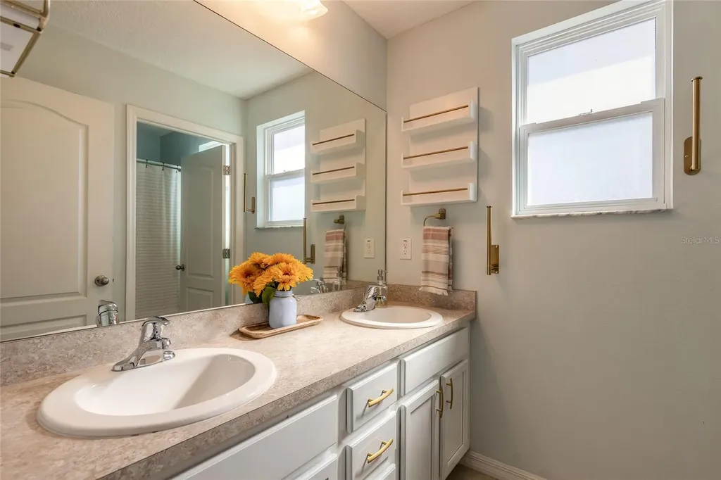 1215 Cap Diville Avenue Port Orange FL 32129