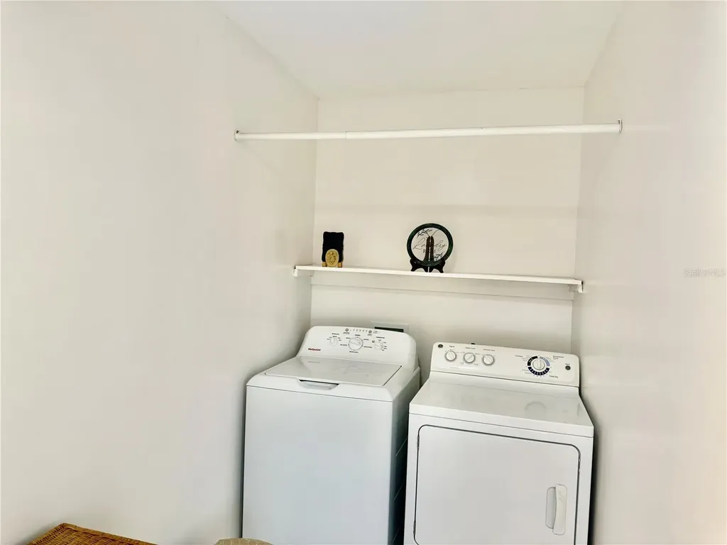 1825 Restful Drive Bradenton FL 34207