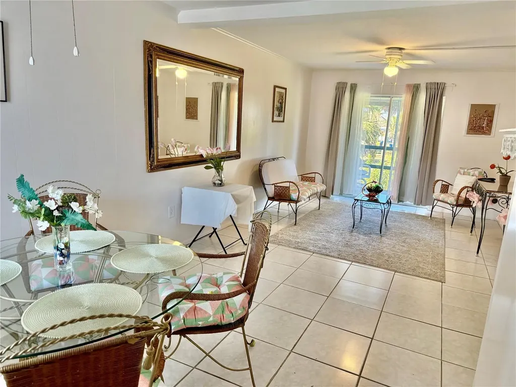 1825 Restful Drive Bradenton FL 34207