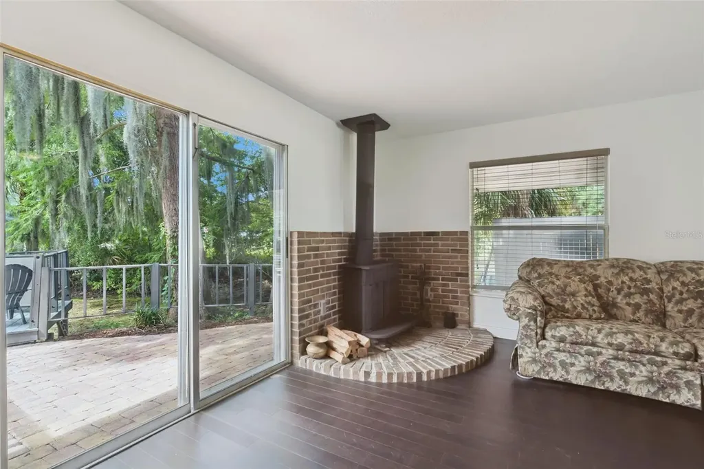 7247 Treasure Island Road Leesburg FL 34788