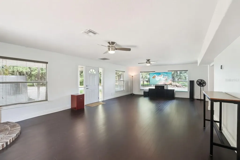 7247 Treasure Island Road Leesburg FL 34788