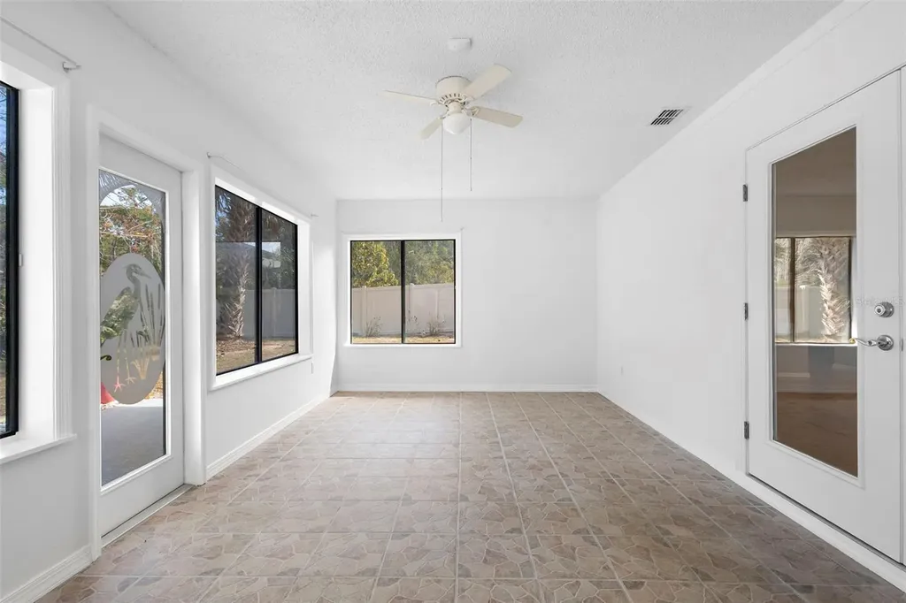 286 Valencia Road Debary FL 32713