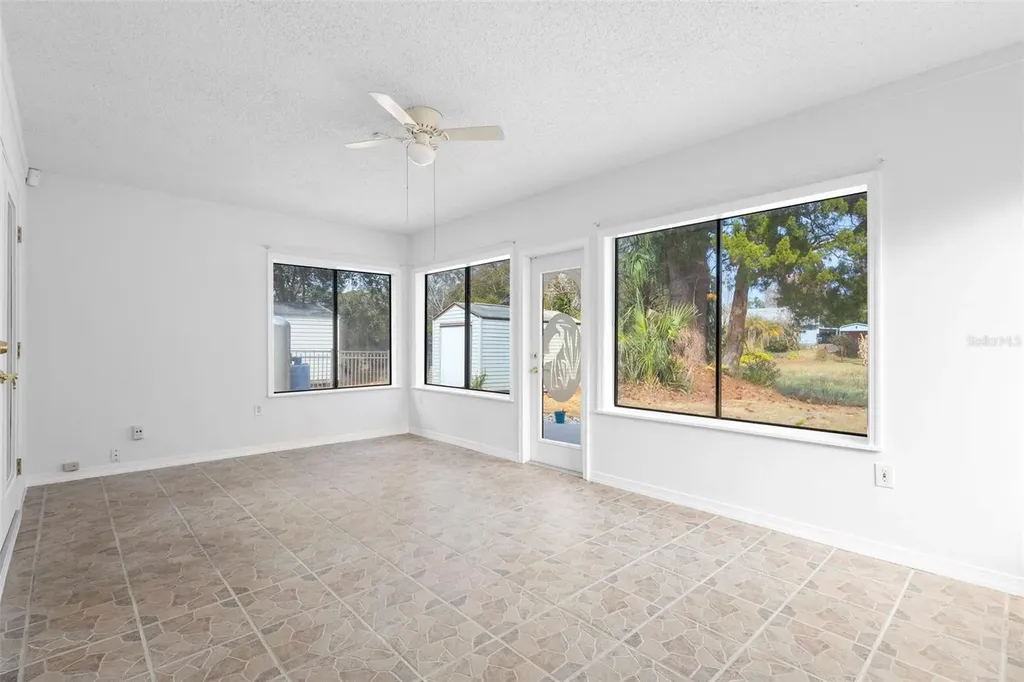 286 Valencia Road Debary FL 32713