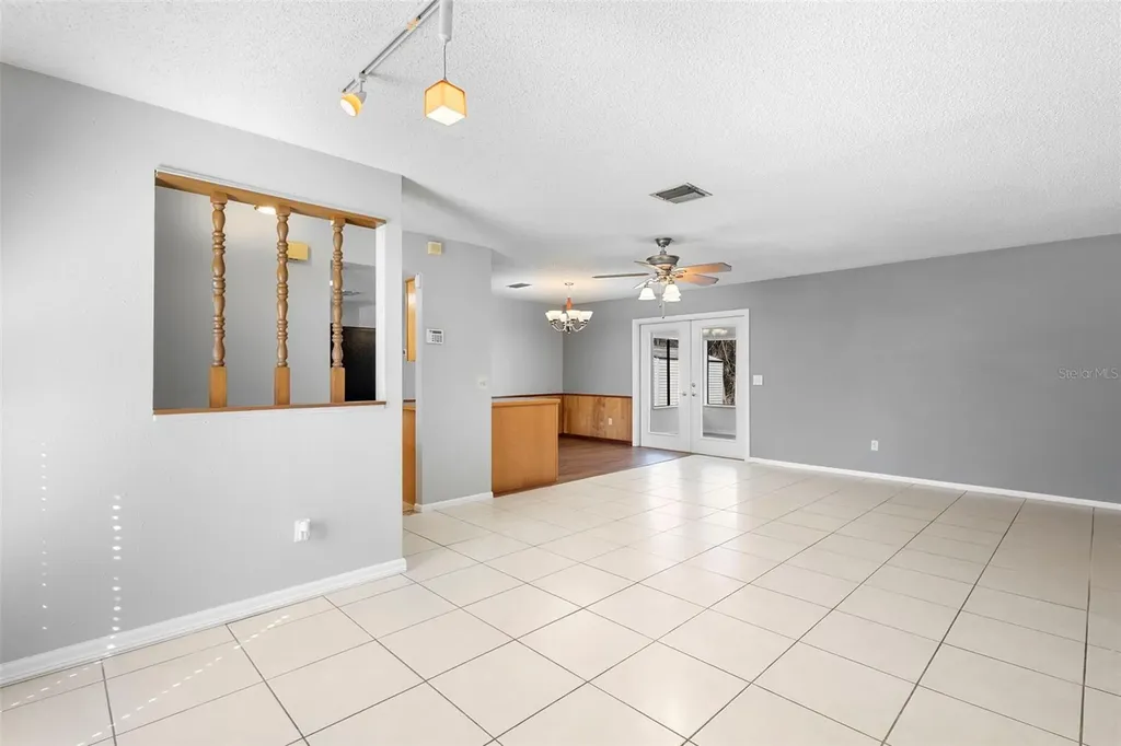 286 Valencia Road Debary FL 32713