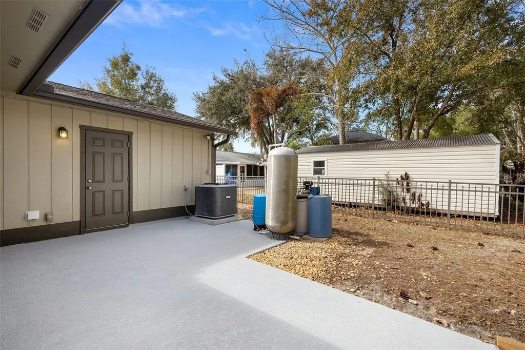286 Valencia Road Debary FL 32713