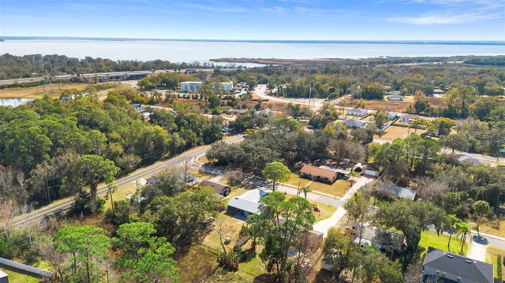 286 Valencia Road Debary FL 32713
