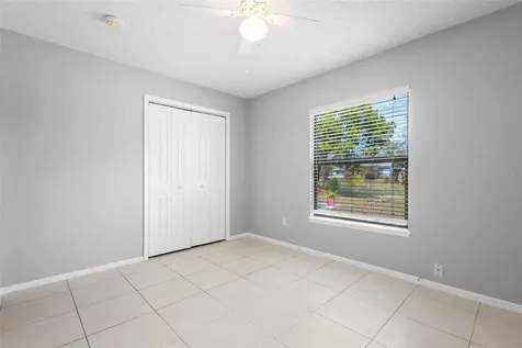 286 Valencia Road Debary FL 32713